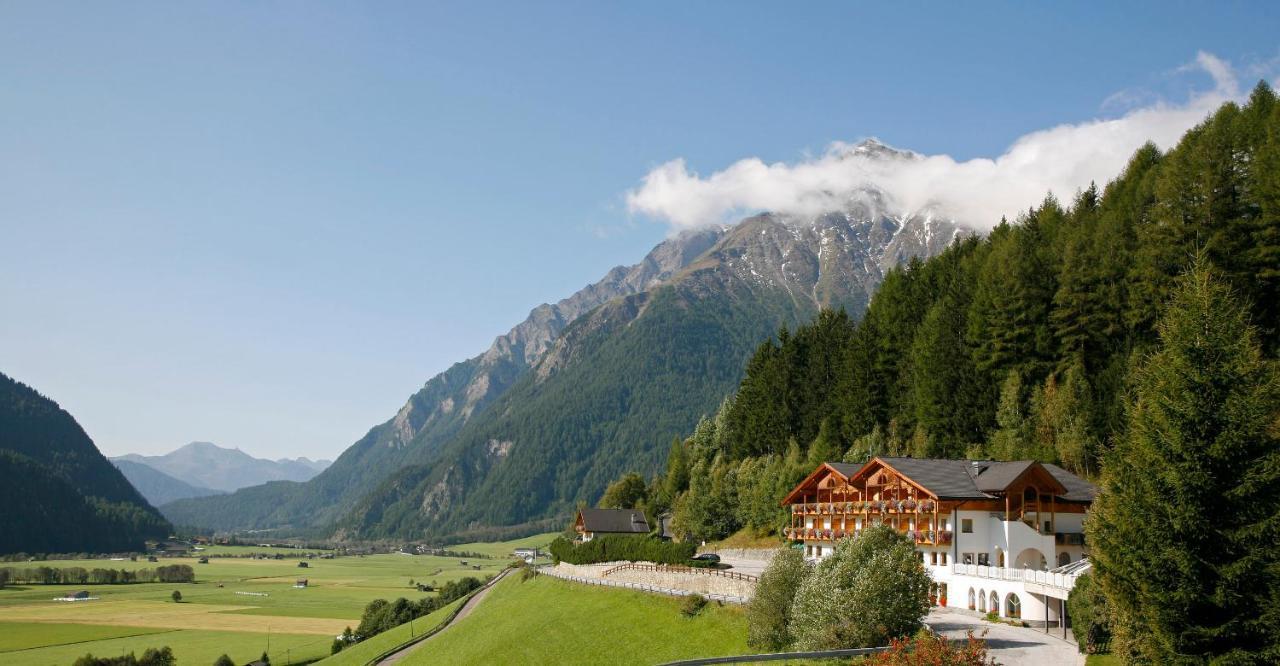 Hotel Kranebitt Val di Vizze Eksteriør billede