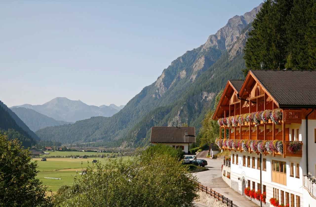 Hotel Kranebitt Val di Vizze Eksteriør billede