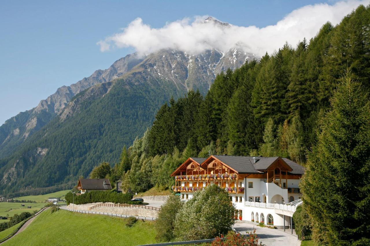 Hotel Kranebitt Val di Vizze Eksteriør billede