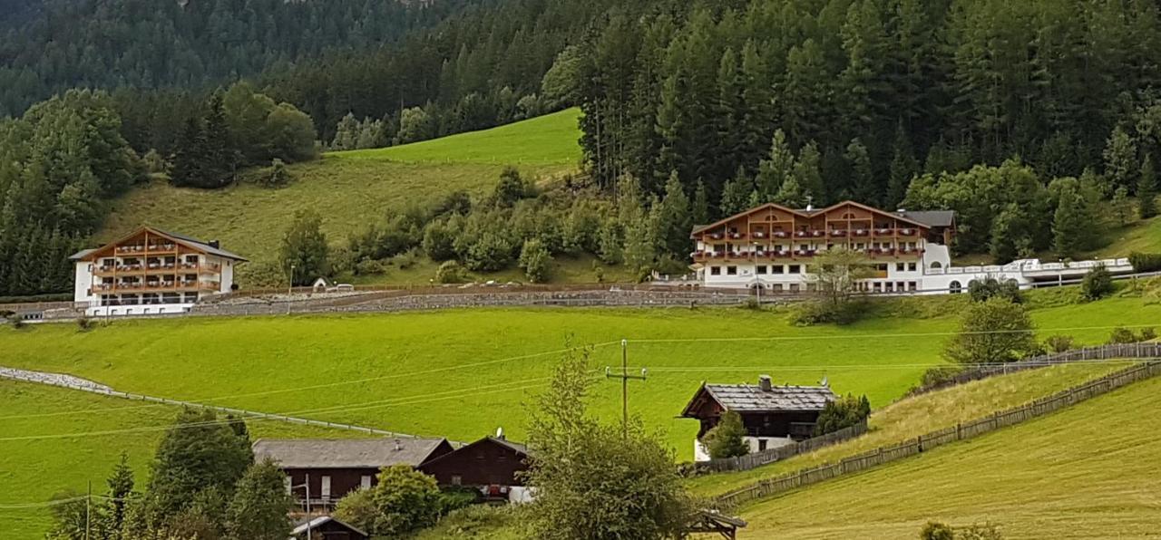 Hotel Kranebitt Val di Vizze Eksteriør billede